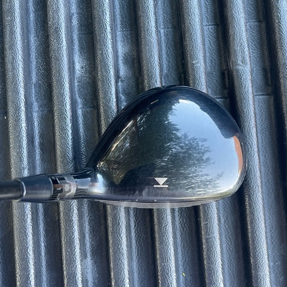 Left handed Titleist 3 Wood - Picture 2 of 13